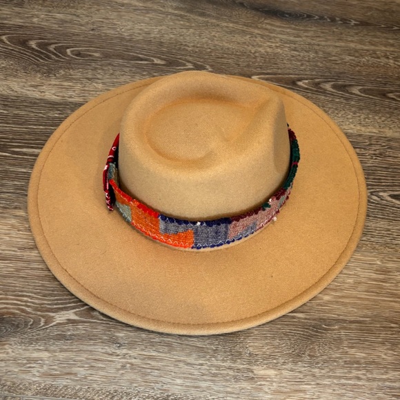 Orijinal Tan w/Aztec print strap Hat - Picture 3 of 5